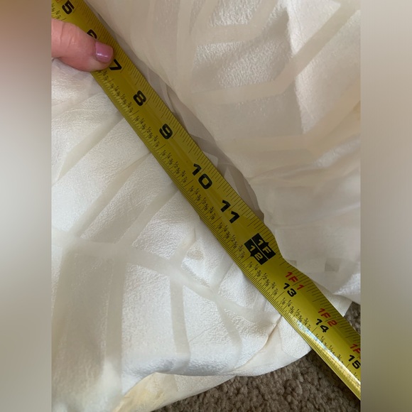 Hayley Paige Bahati Bridal Gown size 10 - Picture 2 of 13